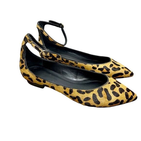 Banana‎ Republic Ankle Strap Flat Haircalf Leather Leopard Print Size 7 Real Fur - Picture 1 of 8